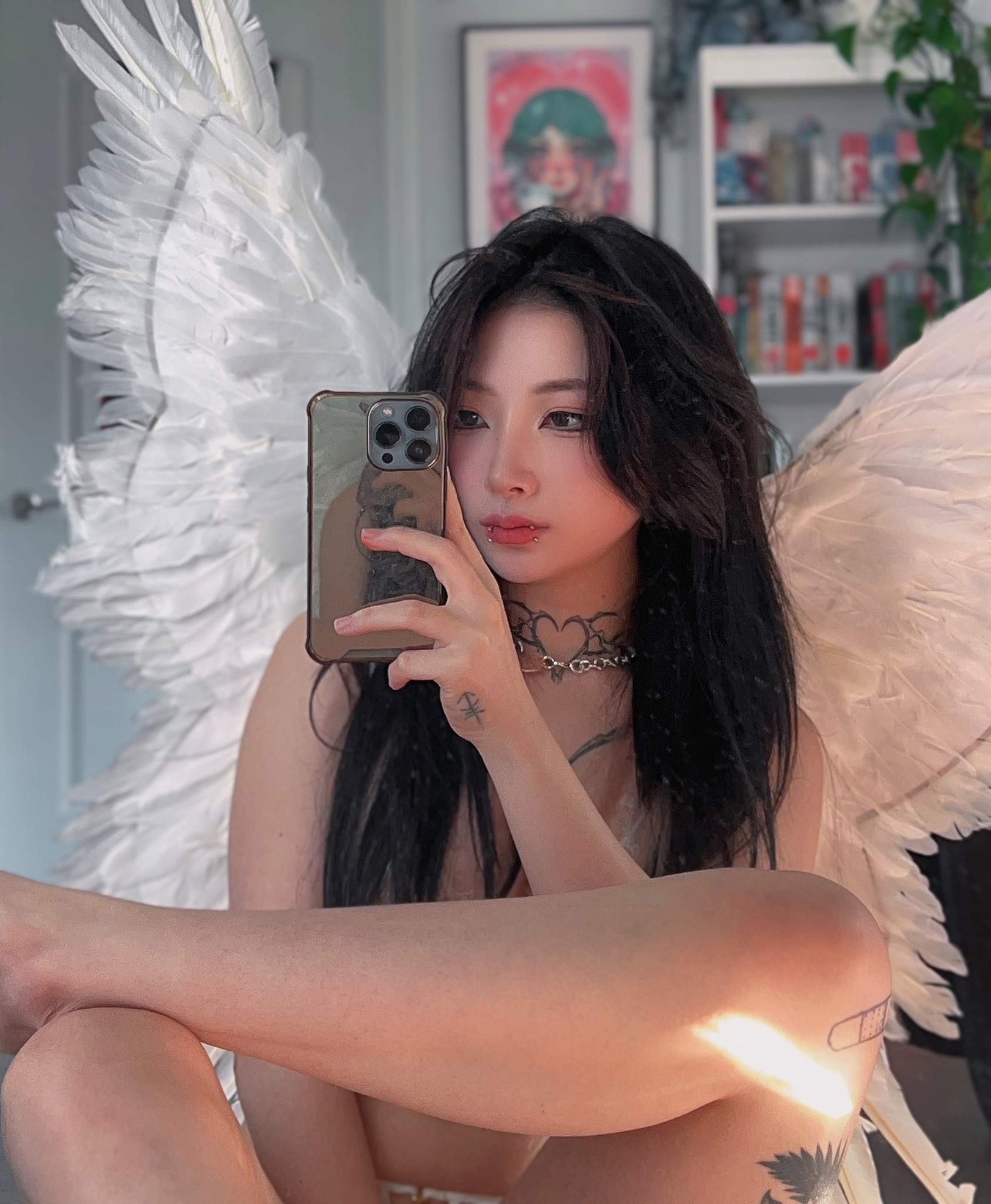 TW Pornstars - 1 pic. Atlas (승은). Twitter. Just spent 5 hours deleting  23,000 photos from my phone. 2:08 PM - 31 May 2023