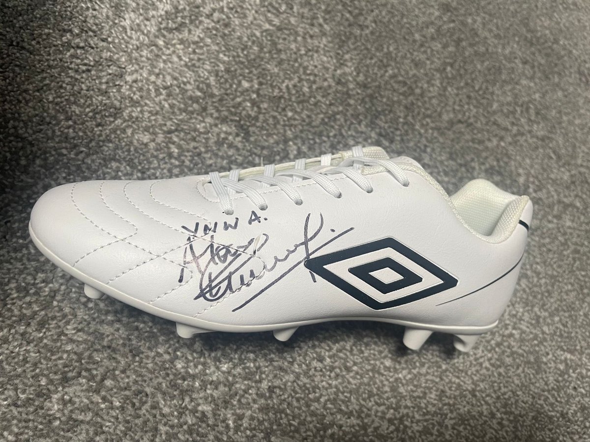 Exciting news! Another item has been added for the #Londoninvasion at <a href="/SnookesWeymouth/">Snookes Sports Bar</a> donated by <a href="/memorabiliaicon/">Iconic Memorabilia</a> 

<a href="/LFC/">Liverpool FC</a> &amp; <a href="/NUFC/">Newcastle United</a> legend Alan Kennedy signed football boot! For the Special Care Baby Unit at DCH 

Online bids welcome 

support a great cause. 
#CharityAuction #SCBU