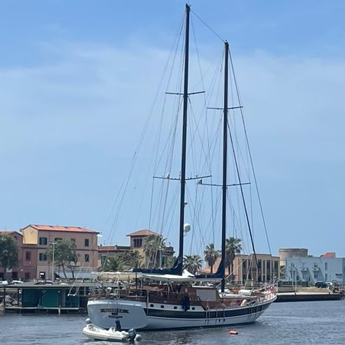 yachtboutique1's tweet photo. Luxury #Family #Yacht & #Gulet #Charter #Holidays in #Mediterranean Sea of Italy & France. #Exclusive Motor-Sailer #Elianora & deluxe #GuletVictoria #YachtBoutique luxury on the Water. #yachting #yachtbroker #yachts #yacht #Yachtcharter #yachtexpert #guletcharter #boat #boating https://t.co/h5LCy0wkDC