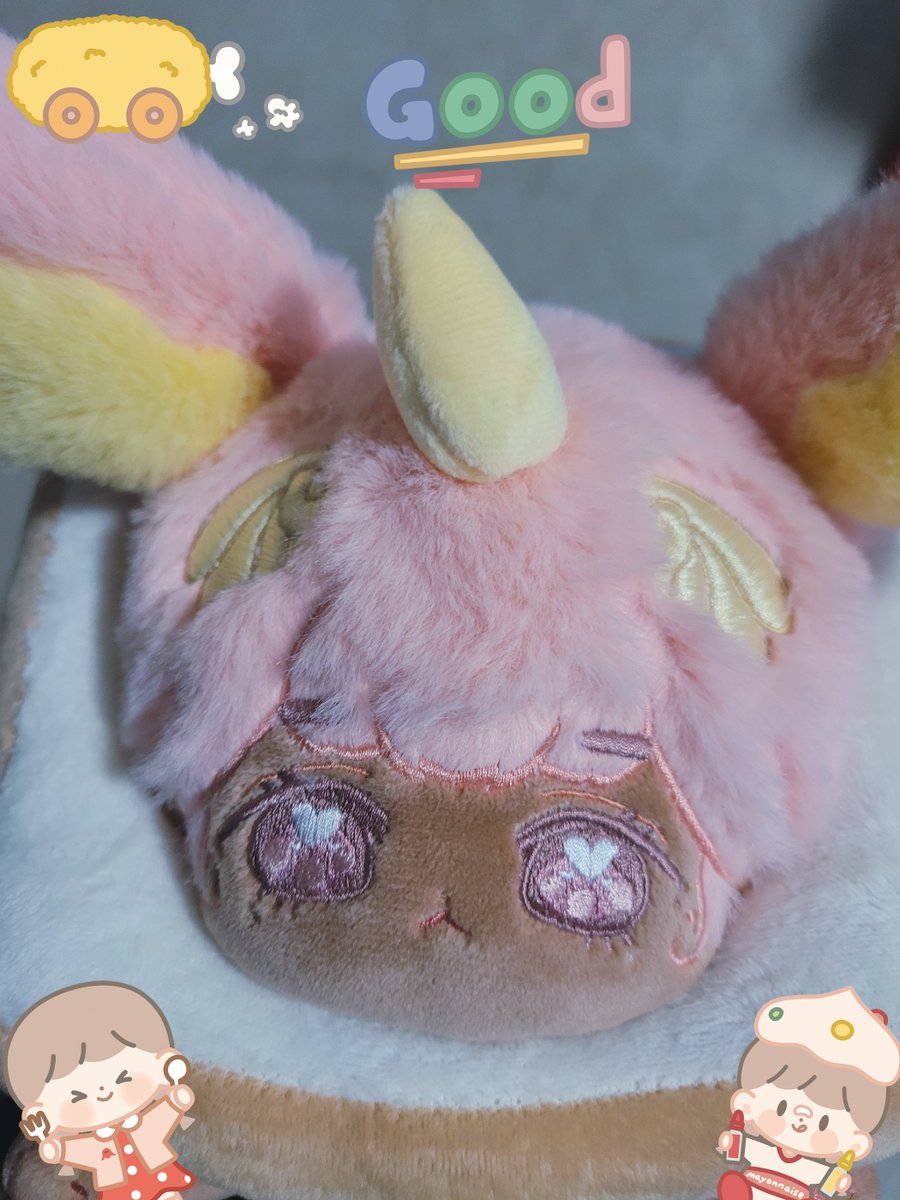PrinceToybox's tweet photo. Sherbet loves to eat all sorts of ice creams. They're  a cherub  with wings on their head. https://t.co/xHvyK1ipqm