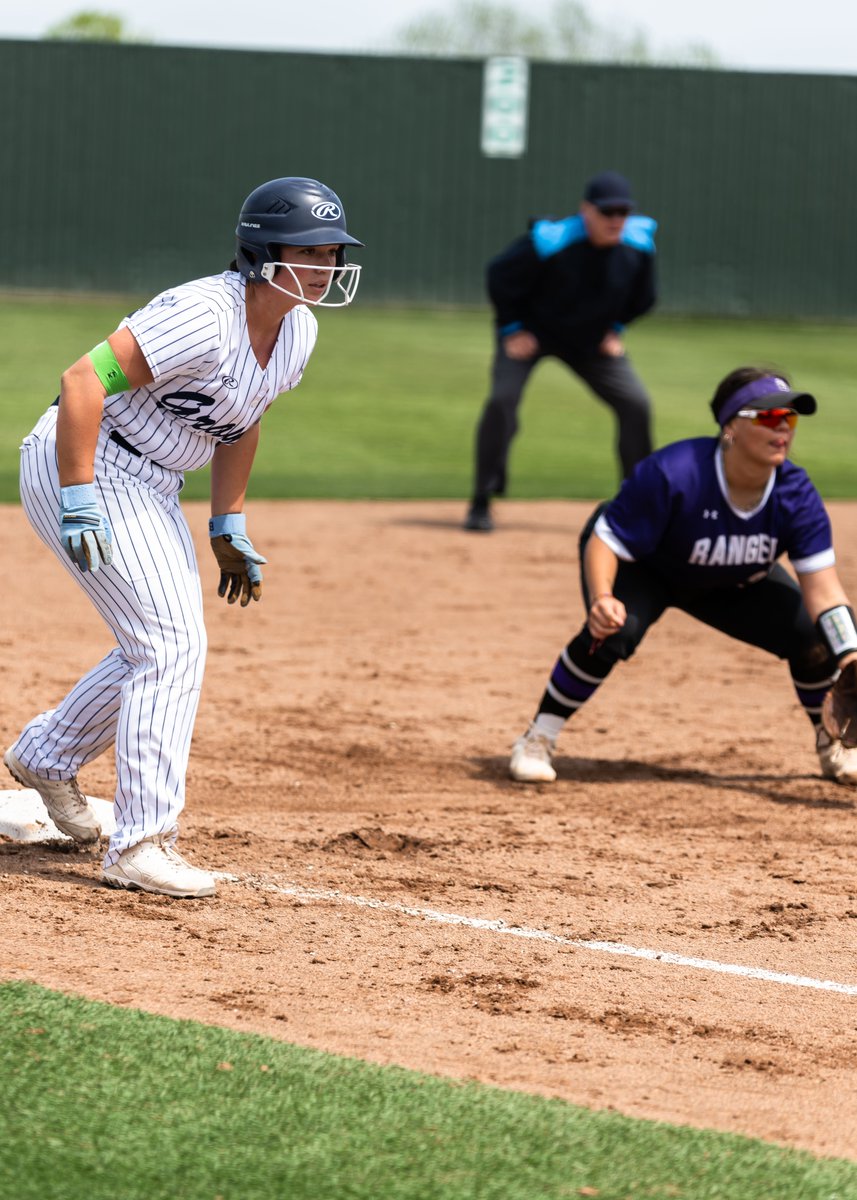 gclvsoftball's tweet photo. Congrats to Ellie Vance, Carsyn Cox, Daeya Moses, and Kenna Collett for earning NFCA NJCAA D1 Midwest All-Region 2nd Team honors! ✨👏

@ellieevance @carsyncox17 @daeyamoses7 @kenna05650559 https://t.co/ohlkF7bZQQ