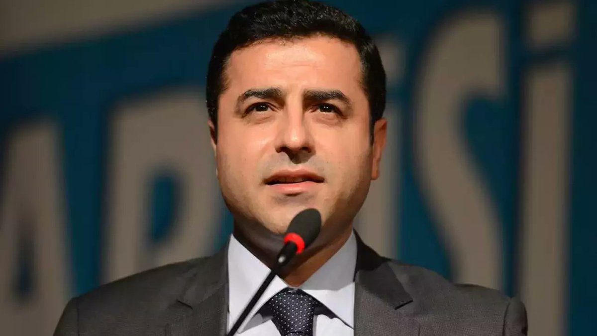 Demirtaş'ın bırakma kararı için 'sussun istendi' iddiası demokrathaber.org/demirtasin-bir…