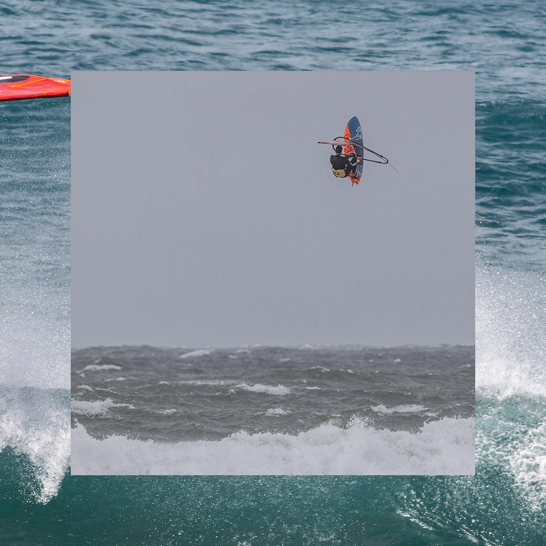Soöruz is delighted to welcome <a href="/liamdunkerbeck/">Liam</a> , waterman and Windsurfing Youth Champion to its team. -  
Soöruz est heureux d’annoncer l’arrivée dans sa team du waterman &amp; champion du monde de Windsurf Youth , Liam Dunkerbeck.