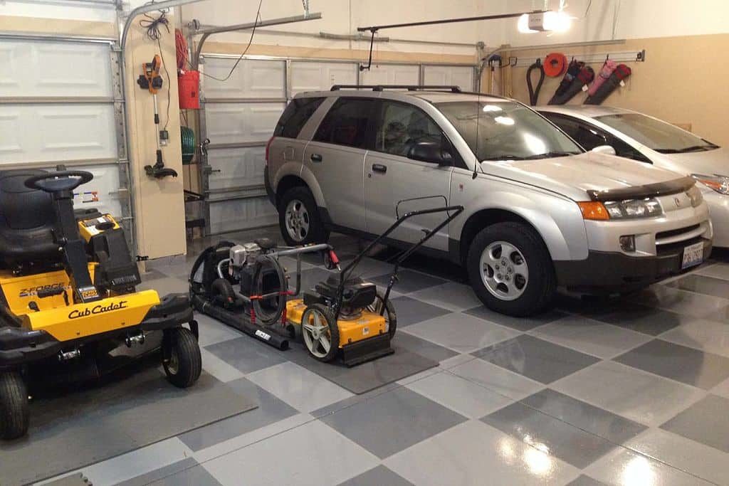 ControlGraffiti's tweet image. Check out this beautiful checkerboard project! Our motto is &quot;Your Project is Our Project&quot; So, if you have an idea, we&apos;ll help you accomplish it.
Ready to start? Call today!
630-675-4509
exteriorcoatings.com
#garage #garagefloor #garageflooring #epoxy #epoxyfloor #diy #creative