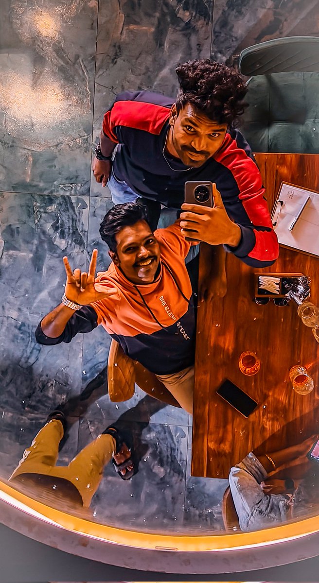 rjarun_akd's tweet photo. Capturing the reflection of our Vibe 🤟🏻 https://t.co/CHRSKDyMIL