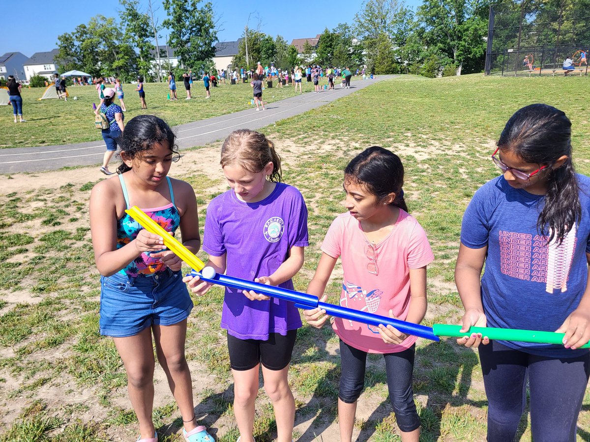 MsWolken's tweet photo. Field day is in full swing! #GoGPEGators https://t.co/hdFdEz4xmA