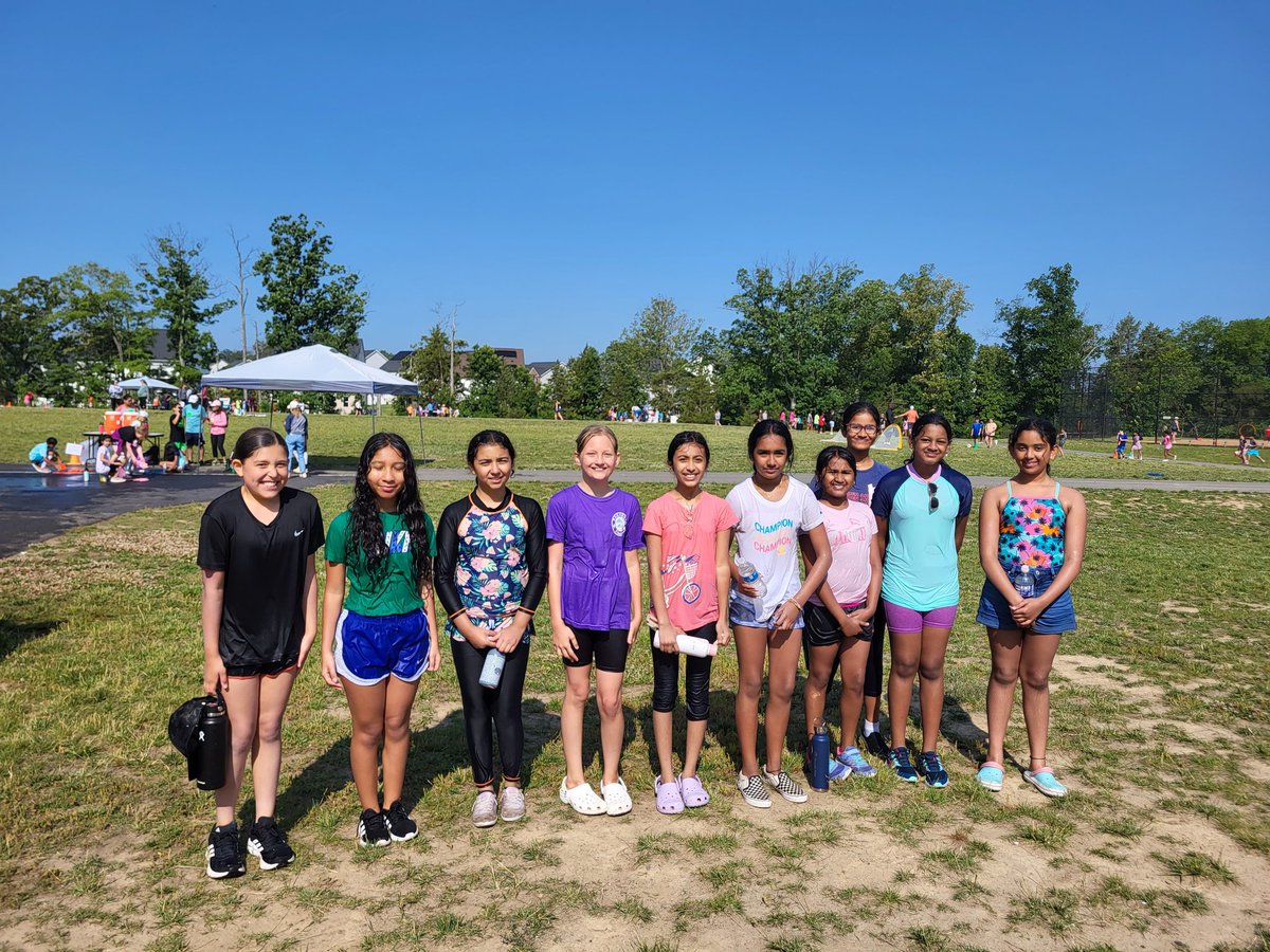 MsWolken's tweet photo. Field day is in full swing! #GoGPEGators https://t.co/hdFdEz4xmA