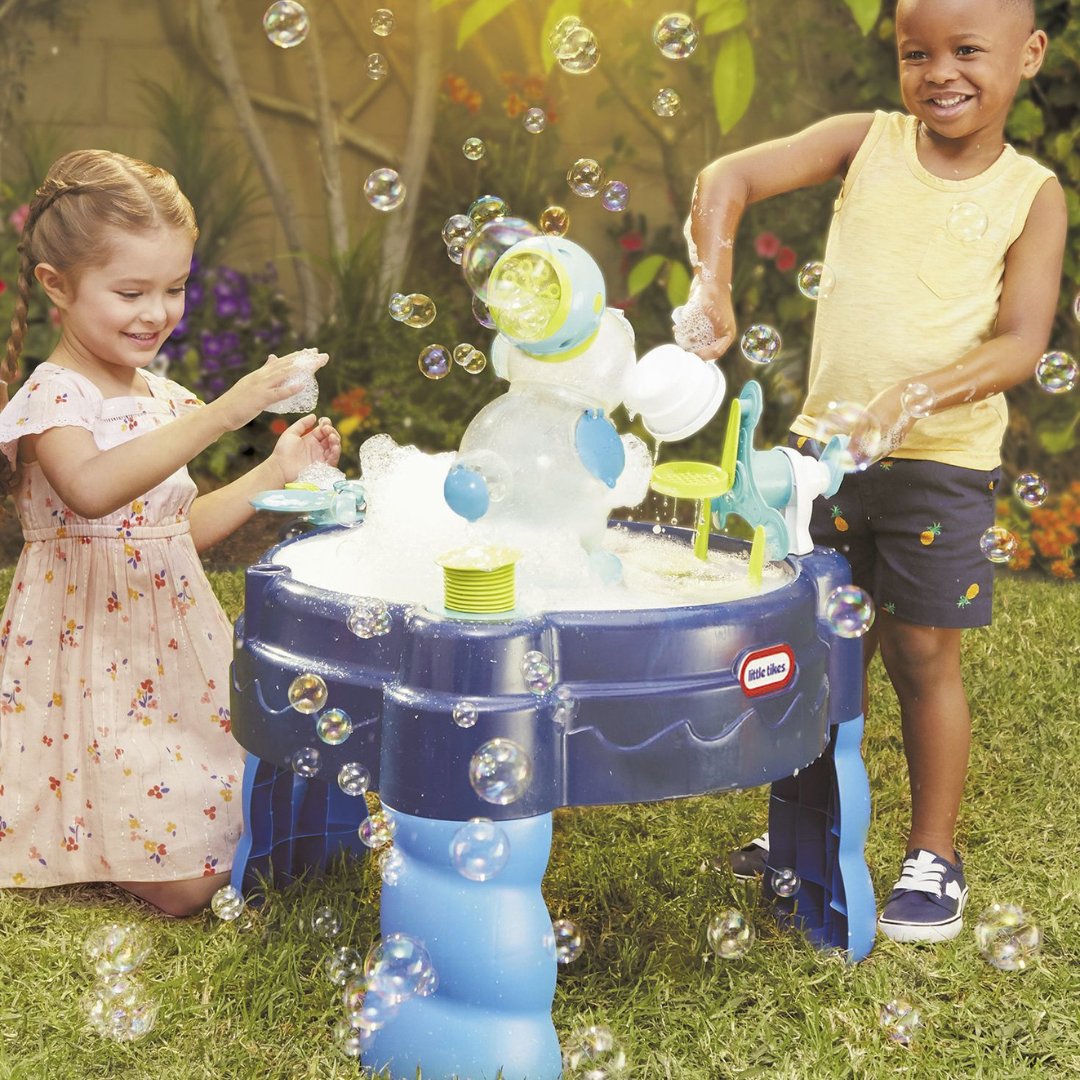 📷📷 Outdoor fun awaits with our exciting range of outdoor toys! 📷📷 - Shop here - bitly.ws/GfKL