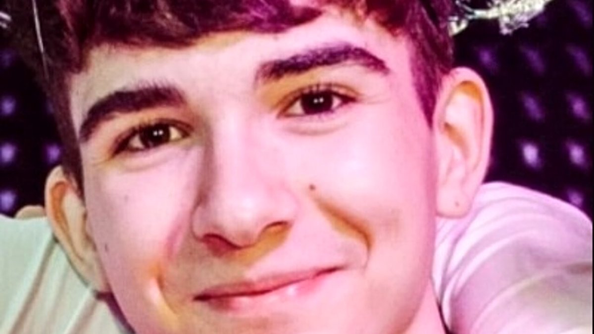 romatoday's tweet photo. Mattia scomparso a 17 anni da #centocelle, l'appello della mamma: "Aiutateci a ritrovarlo" https://t.co/5pDW7VaFZv https://t.co/v5mRNYTIMq
