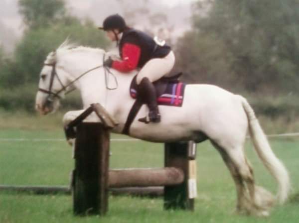 Nicki_Scollan's tweet image. Quote tweet with a throwback photo of yourself.

#15yearsago 🥺