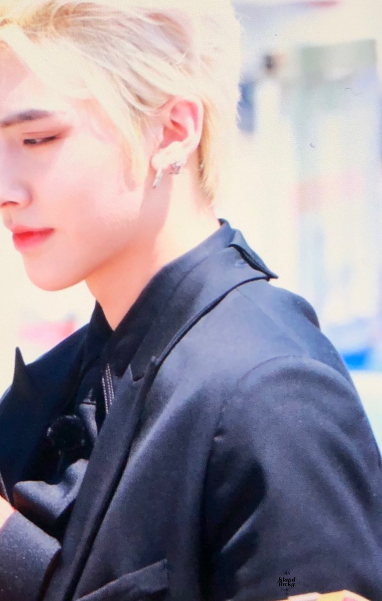 𝟎𝟓𝟑𝟏

#리키 #RICKY #沈泉锐 #ZEROBASEONE #ZB1