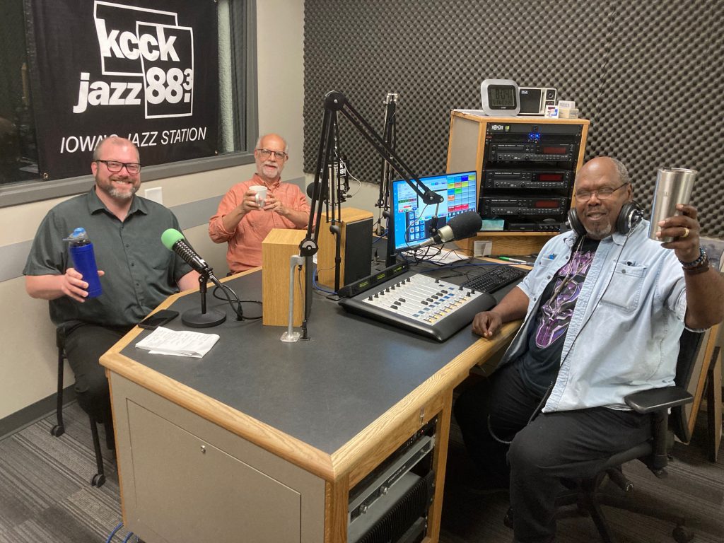 Talking Pictures 5-31-23 - Guardians of the Galaxy Vol. 3 (2023) and The Old Way (2023) with Hollis Monroe, Phil Brown and Scott Chrisman. ow.ly/8rJg50OATbY