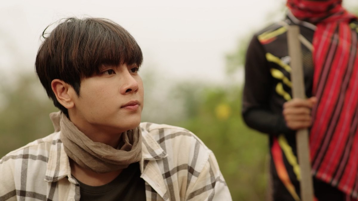 GMMTV's tweet photo. เจอแล้ว ครูอาสาที่ปราณตามหา

#OurSkyyxBadBuddy
#GMMTV 
@mynameisnanon @wixxiws https://t.co/S0O5xaRGXf