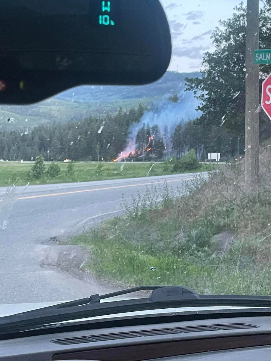 Whistling Wind Ranch on Twitter "Kamscan fire South of Falkland BC