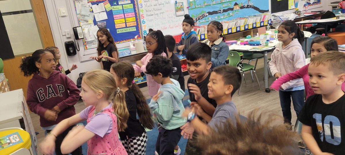 lacorr_team's tweet photo. Wheeler's ABC Countdown to Summer!
D is for Dance Day @WheelerAvenue @VS13UFSD https://t.co/pphglH0Pd8