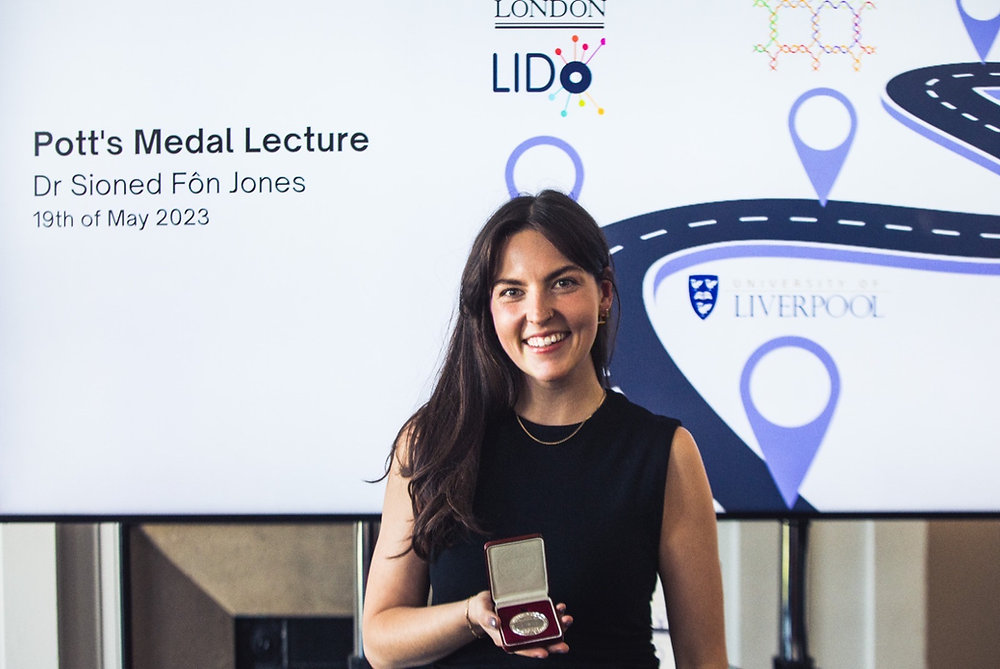 We congratulate our previous PhD student Dr. Sioned Fôn Jones for winning the prestigious Pott's Medal for her outstanding contribution to Chemistry!

boobybiome.com/post/dr-sioned…