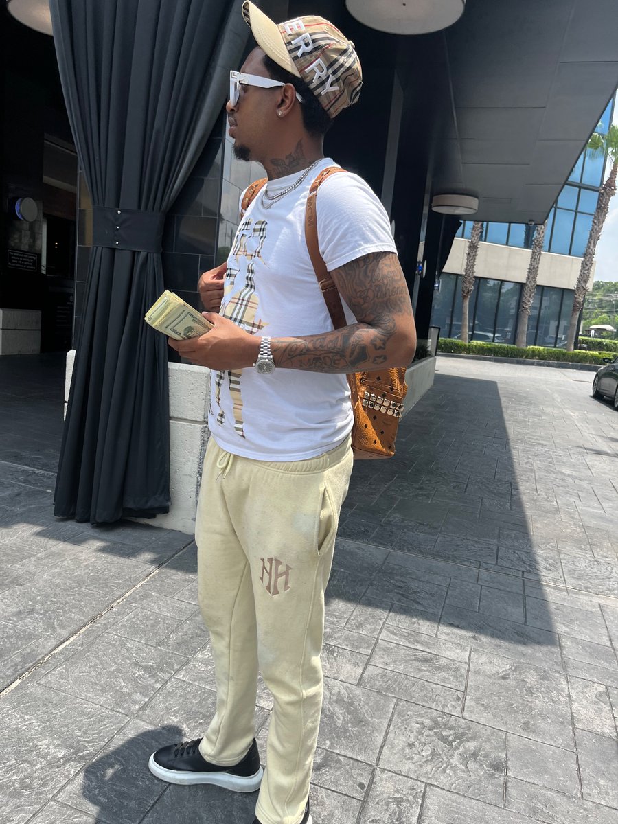 Richloc_'s tweet photo. Update: Still him. https://t.co/yPCDDW8BfH