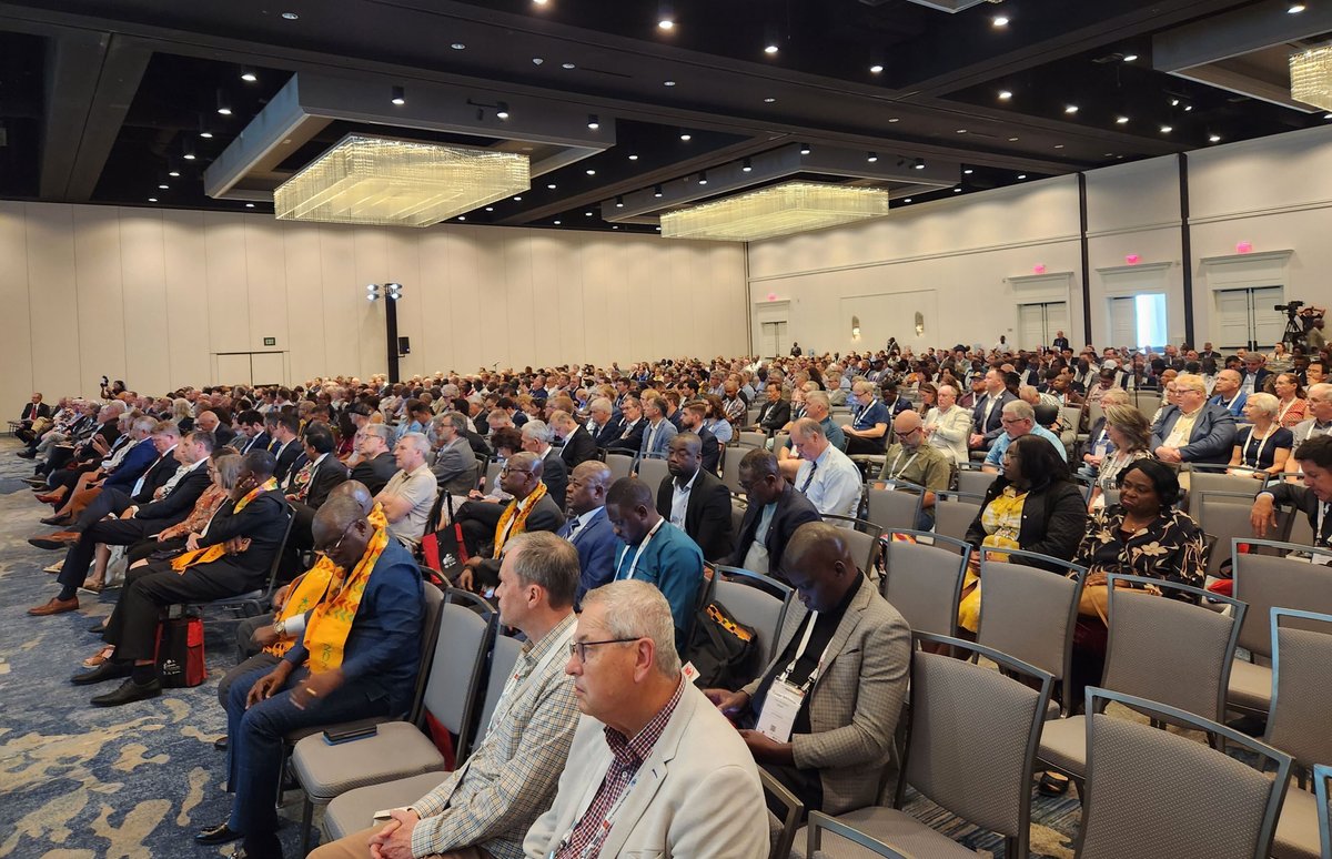 TrimbleApplanix's tweet image. Great content still rolling out at #FIG2023! We hope that you caught many of our sessions, including Mohamed Mostafa&apos;s &quot;Surveying By Drones&quot; industry panel discussion. Want more? Chat with us about POSPac 9 and #mobilemapping at Booth 609!