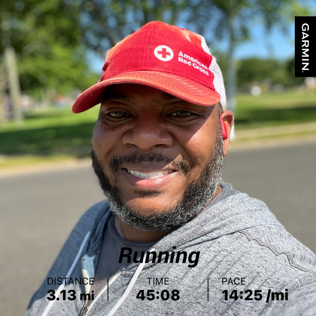 tlaws6's tweet photo. #Humpdayhappiness  5k for myself today. And another mile with the pup earlier. 
Today they said to me “Taxes sir” 
Havewonderful day!

#bighomieonthemove #teamordinary #bmrphilly https://t.co/Ujl0c5N4E8