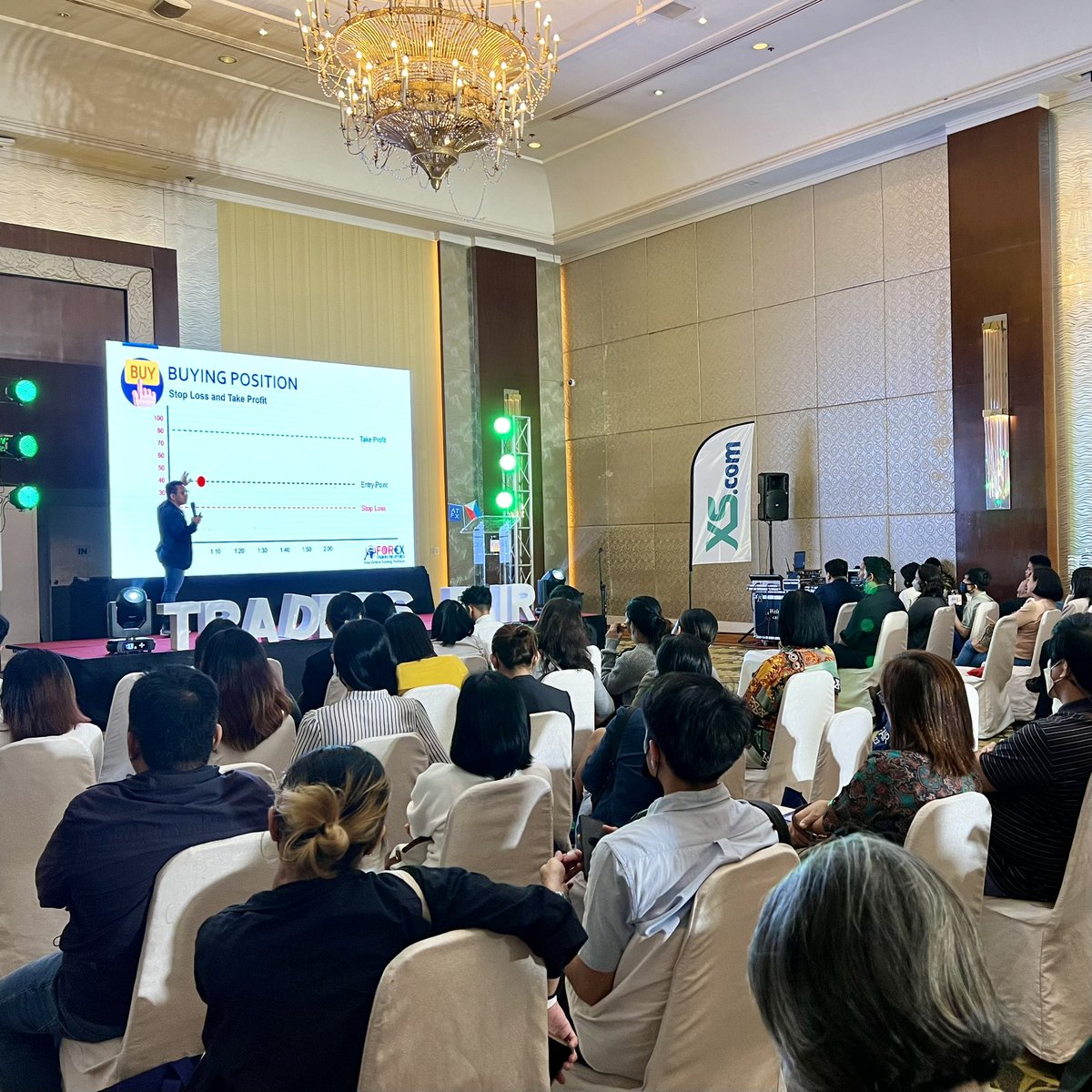 larrycollin03's tweet photo. ⚡ That's a wrap! 🙌 Thank You for Attending Traders Fair Philippines 🇵🇭 2023! 🎉🥳

Want to learn how to Trade Forex for Free? 📈 Visit @ForexTradingPH on facebook and IG for details! 👈

See you again on 2024 😉

#ForexTradingPH #TradersFairPH https://t.co/xrWJQIZOVs