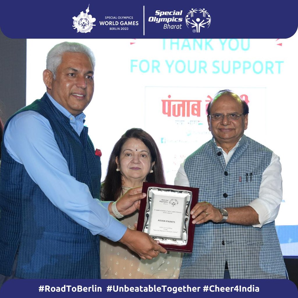 SOlympicsBharat's tweet image. Sending a heartfelt gratitude to our supporters🙏✨

@asianpaints - Mr. &amp;amp; Mrs Amit kumar Singh
@punjabkesari - Mrs. Kiran Chopra
DS Group - Mr. Rajesh Kumar
@TheLalitGroup - Dr Jyotsna Suri
@mirchi_983 - Mr. Kamal Jethva &amp;amp; RJ Shruti
Delhi Golf Club -Mr. Kishan Bajoria