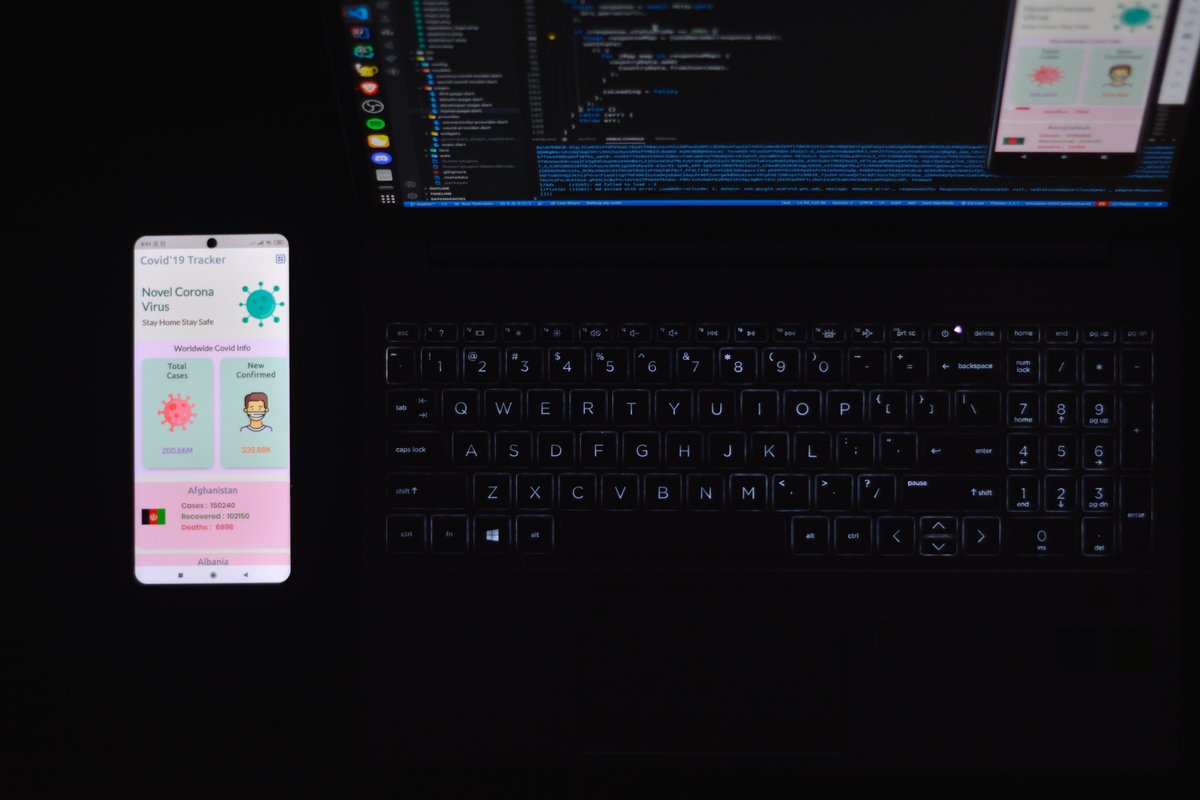 gtchakama's tweet image. Announcing my #30DaysOfFlutter challenge! For the next 30 days, I&apos;ll be posting daily updates on Twitter and LinkedIn about what I learn in Flutter development. My goal is to improve my skills and build something amazing by the end of the month. 🧗💪🏽 Posting for accountability.