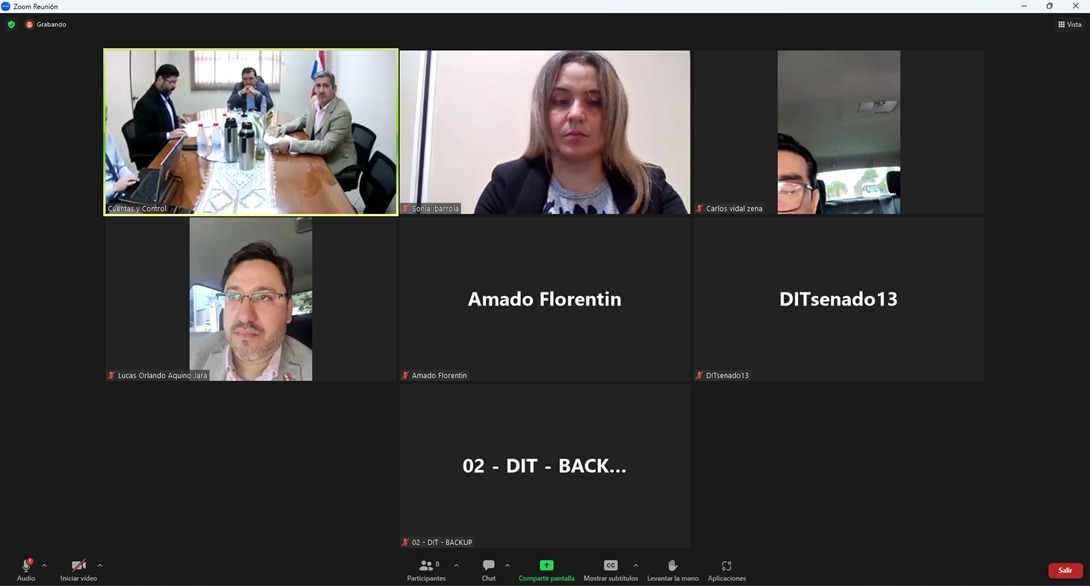 El senador <a href="/psantacruzpy/">Pedro Santa Cruz</a>, preside la reunión de la Comisión de <a href="/cuentas_py/">Comisión de Cuentas y Control HCS</a>, con la participación de los legisladores miembros <a href="/LucasAquino81/">Lucas Aquino</a>, <a href="/SenadorZena/">Senador Carlos Zena</a> y <a href="/Amadoflorentinc/">Amado Florentín</a>.

#SenadoPy