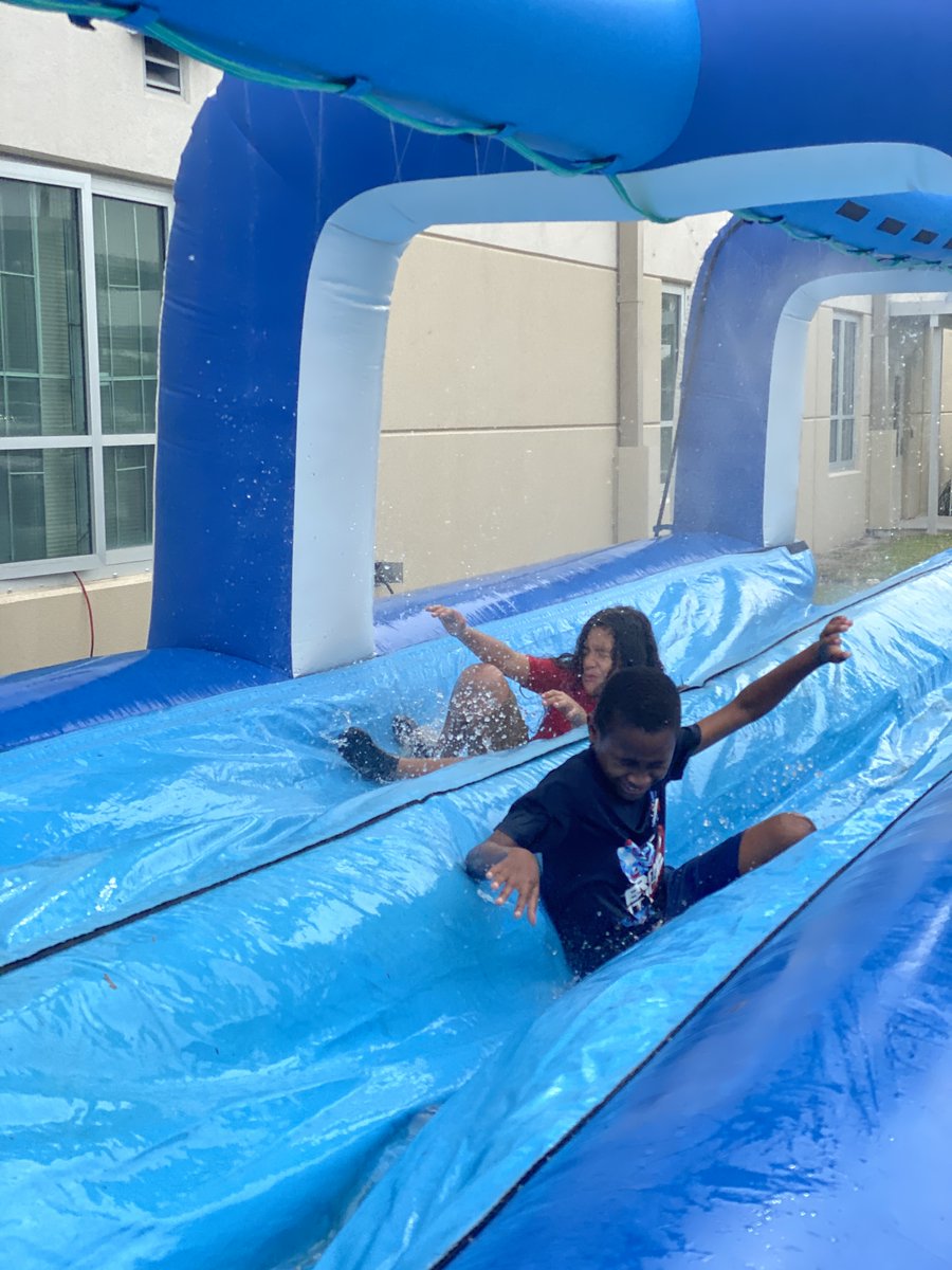 Tiffany Weeks tweet media