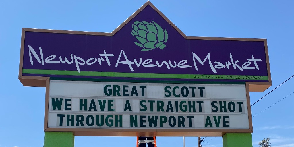 newportmarket's tweet photo. Great Scott! We have a straight shot through Newport Avenue 🛣️
#readerboard #onemarketakazillionwonders #newportavemarket https://t.co/OOy3kVBWzV