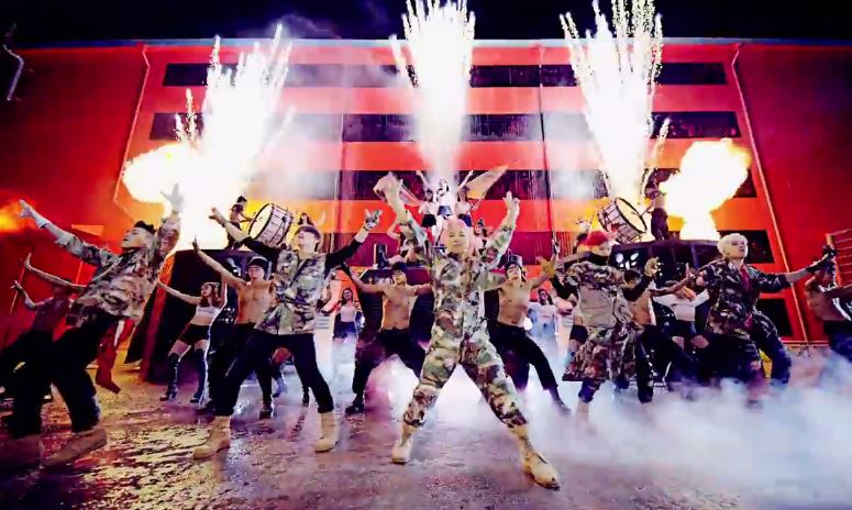 kchartsmaster's tweet photo. 8 years ago today, BIGBANG released "BANG BANG BANG". https://t.co/dkiLZVfk7e