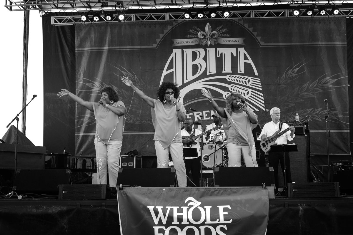momenta's tweet photo. It is with heavy hearts we learned today of the passing of #MomentaFamily’s Beverly Belcamino, who attended #ProjectNOLA 2016.
Beverly was assigned to the nonprofit partner @FQFestNOLA and the coaches will never forget her running in the door one night with a hurricane in one hand and her camera in the other shouting, “I just photographed the Dixie Cups!!!”
Beverly was kind, generous, and full of life. She will be missed by all who were lucky enough to know her. #RestInPeace 💚
Photos © @beverly5316 / @Momenta