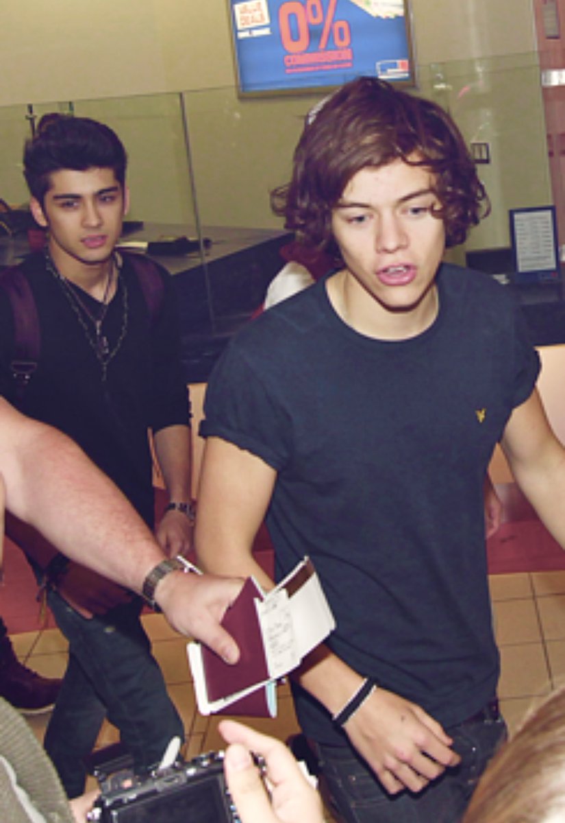 zarry bot 🪐 on Twitter "arriving in toronto and at the meet and greet