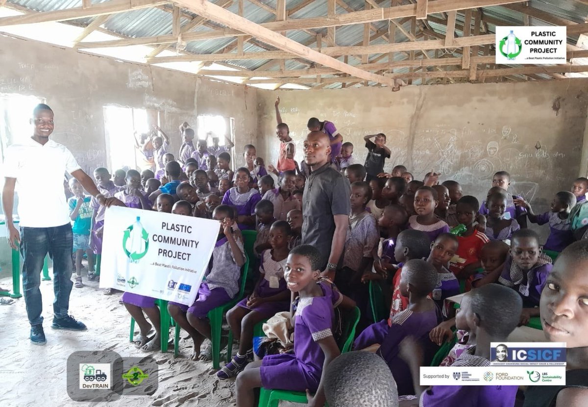 DevTrainNg's tweet photo. During the session, the Team emphasized the dangers of plastic pollution and motivated the environmentally conscious students to actively collect plastic bottles and bring them to school.
#BeatPlasticPollution
#PlasticCommunityProject
#SustainableYouthDevelopment https://t.co/6dsW3PFOLM