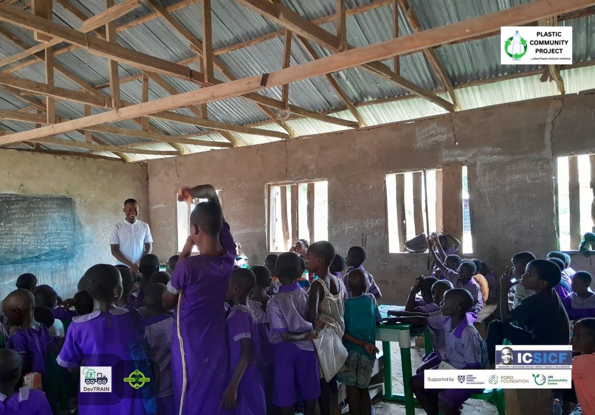 DevTrainNg's tweet photo. During the session, the Team emphasized the dangers of plastic pollution and motivated the environmentally conscious students to actively collect plastic bottles and bring them to school.
#BeatPlasticPollution
#PlasticCommunityProject
#SustainableYouthDevelopment https://t.co/6dsW3PFOLM