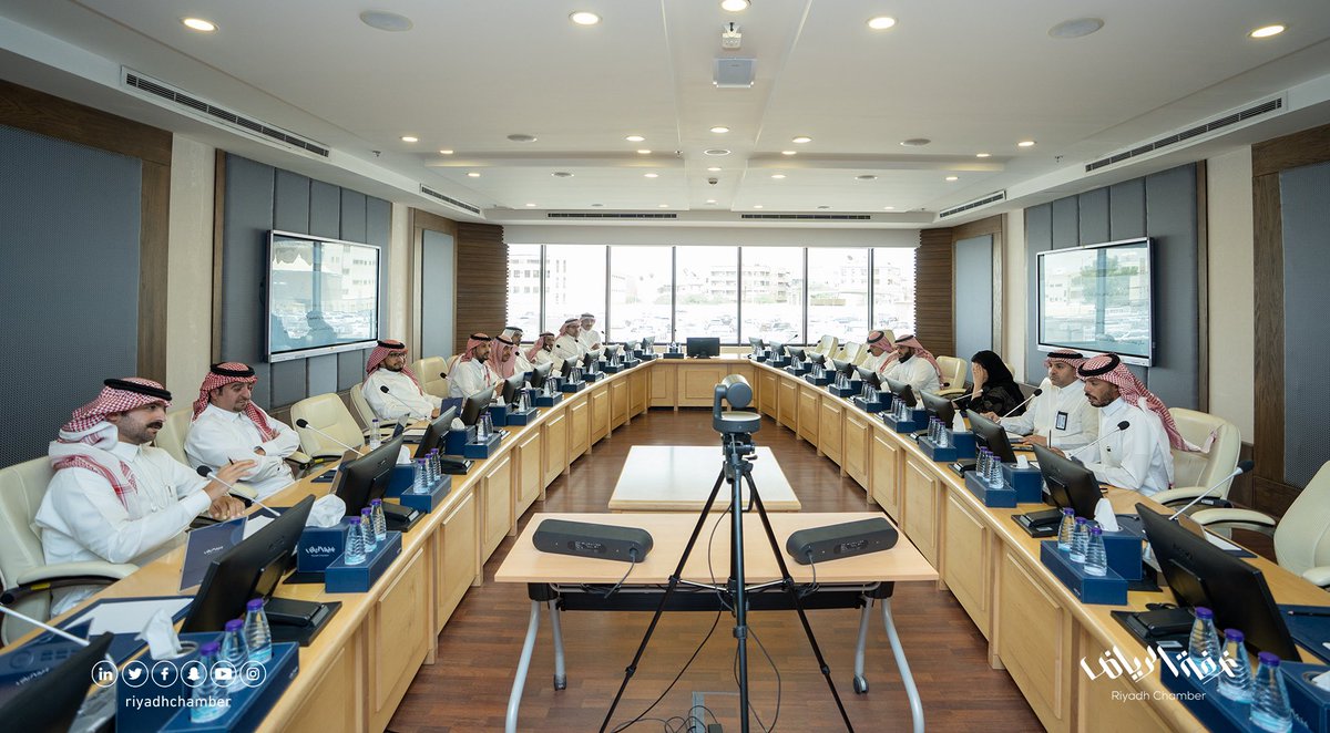 غرفة الرياض tweet media