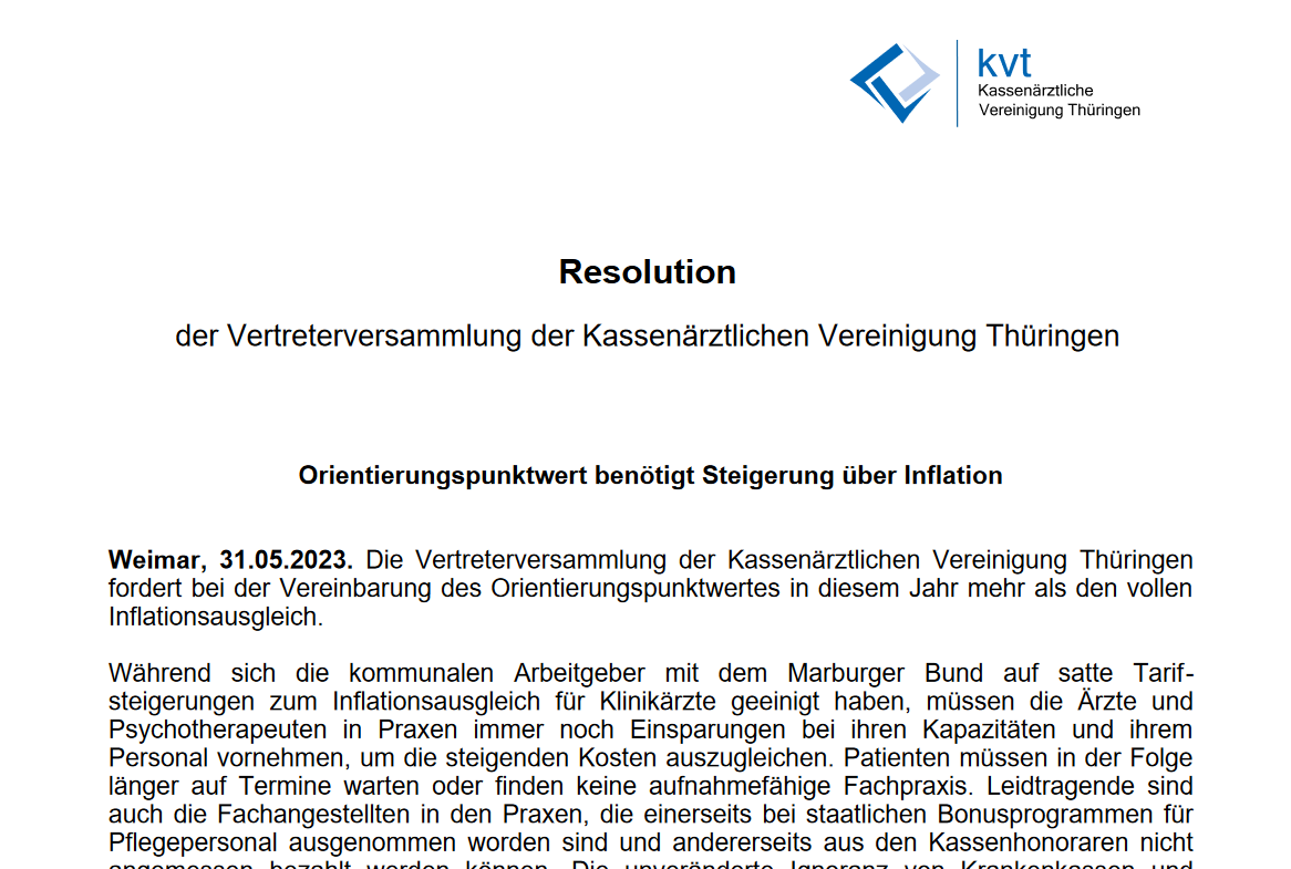 KV_Thueringen's tweet photo. Unsere VV fordert: Die Inflation bei den Praxiskosten seit 2022 muss für 2024 vollständig ausgeglichen und die kalkulatorische Lohnkomponente für das gesamte Praxispersonal deutlich angehoben werden. 

Die gesamte Resolution, einstimmig angenommen 👉 https://t.co/IqUUobSZ5j https://t.co/uZdQAkkOv9