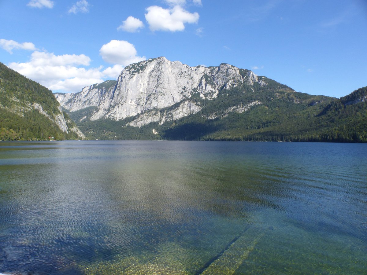 Balade autour du lac d'Altausee dans la sublime région du Salzkammergut 🇦🇹 @visitautriche #feelaustria #visitaustria