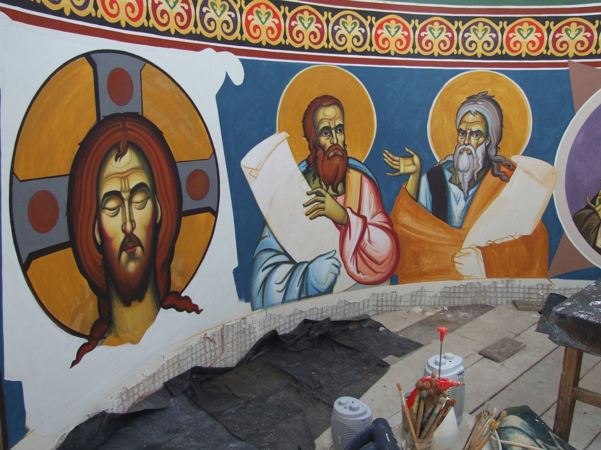 ByzArtAndMore's tweet photo. GM at almost midnight 😇 i'm funny like that 😂🧡🍊
#mural #iconostasis #artistontwitter #artcommunity #iconsforsale #art #nft #religiousart #handpainted #painting #byzantineart #orthodoxicon https://t.co/Kl2ooZUF7B
