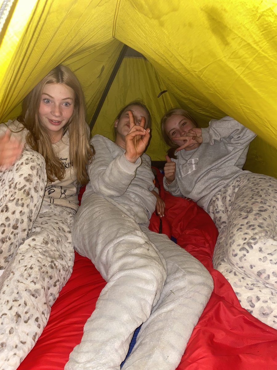 MrsJSciencePHS's tweet image. What a adventure! Bags as big as some of us and hills even bigger 😝
It is not the mountain we conquer it is ourselves @PHSparents @PeeblesHigh @AberdoveyCentre