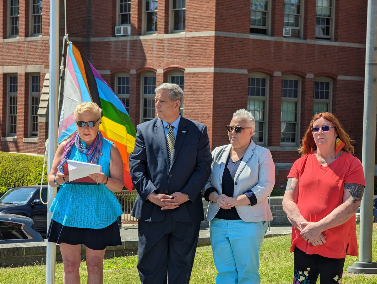 RepAMF's tweet image. Proud to join members of our community for the raising of the Pride Flag today at Gloucester City Hall! We are extremely fortunate to live in Massachusetts where everyone can live as their authentic selves.