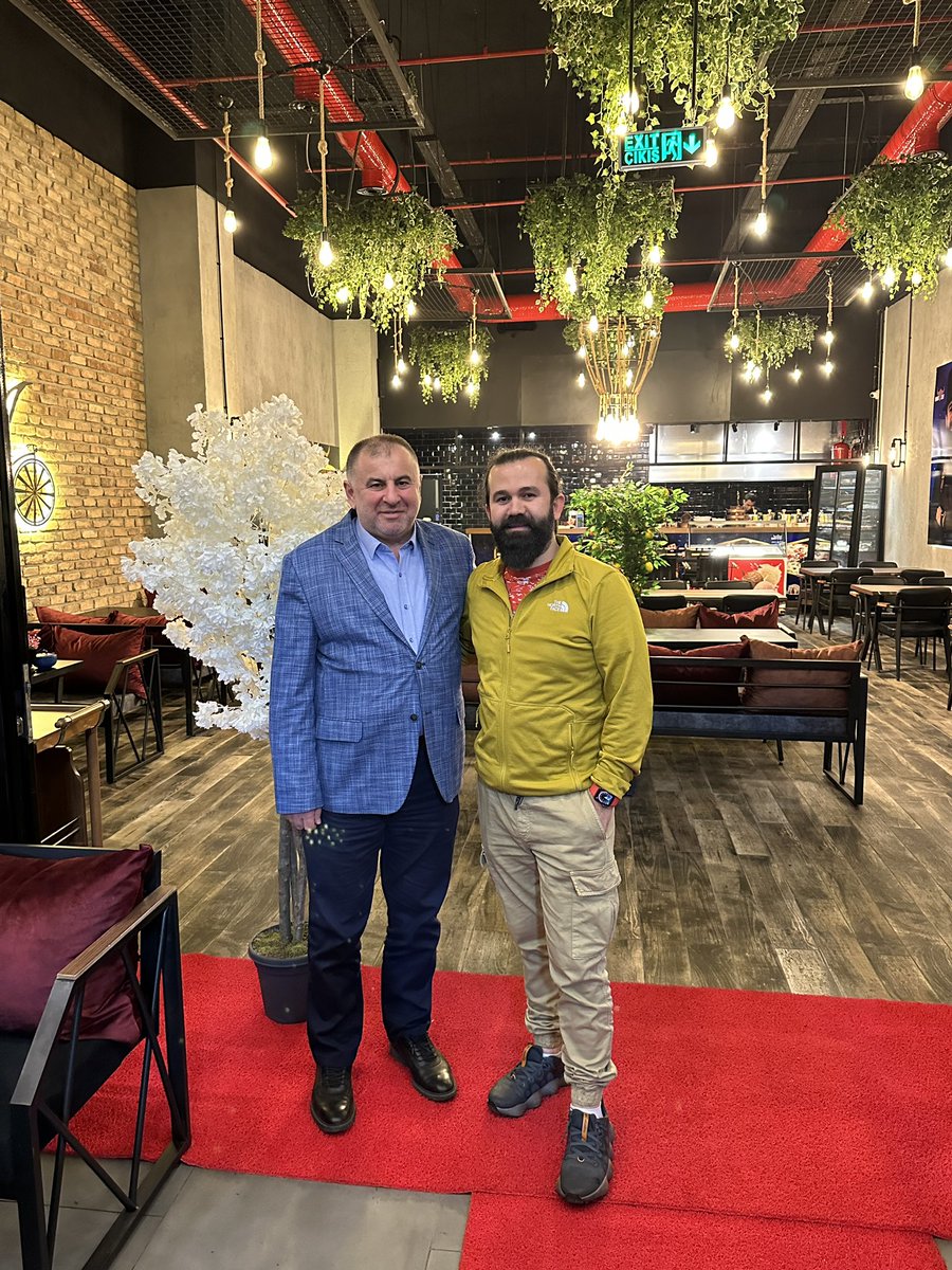 muratchefsteak's tweet photo. #muratchef #themuratchef #istanbul https://t.co/kWxaYckq1K