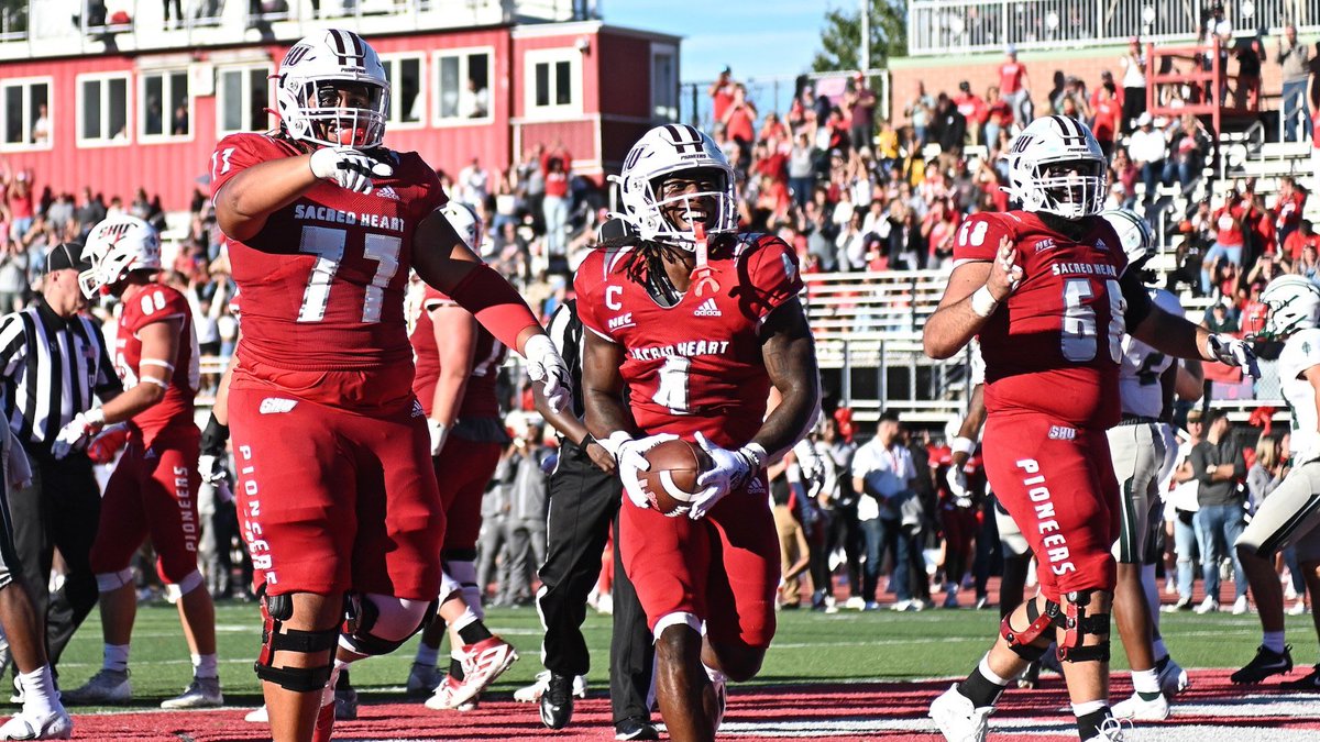israel_petite12's tweet photo. Grateful &amp; Honored to receive my first division 1 offer from SHU!🔴⚪️
@CoachPSap 

@rawtalentsport1 @OhioNEBigSchool @AllenTrieu @NordKnightFB https://t.co/x5HeUntVMy