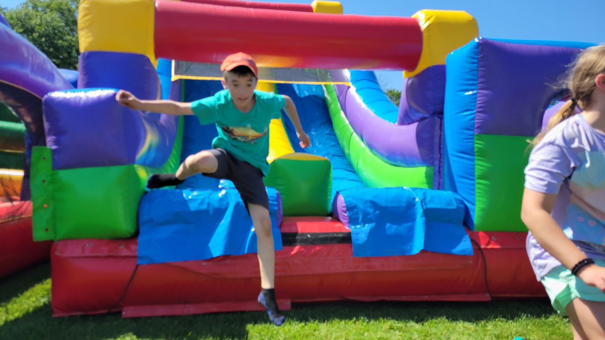 CHCSprincipal's tweet photo. Fourth grade field day fun! https://t.co/VOkbQJ06S0