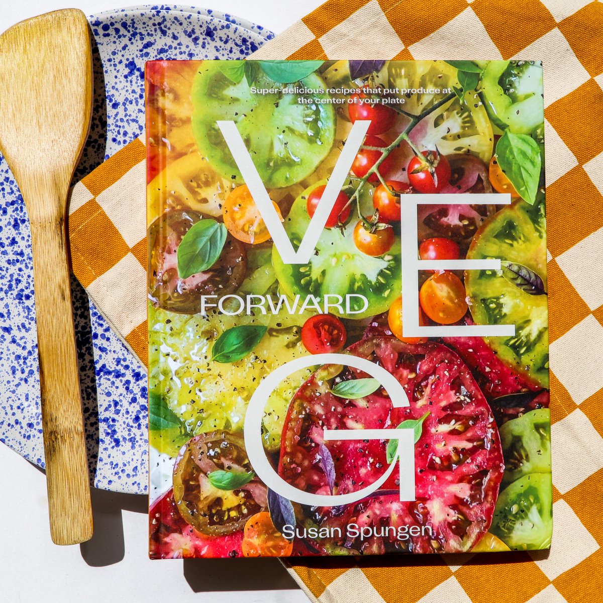 HCFocus's tweet image. Veg Forward is now available! 🌱 📚 From big platter salads to refreshing grain bowls, this cookbook by Susan Spungen, founding food editor of Martha Stewart Living, features 102 delicious recipes where vegetables take center stage. Get your copy today!