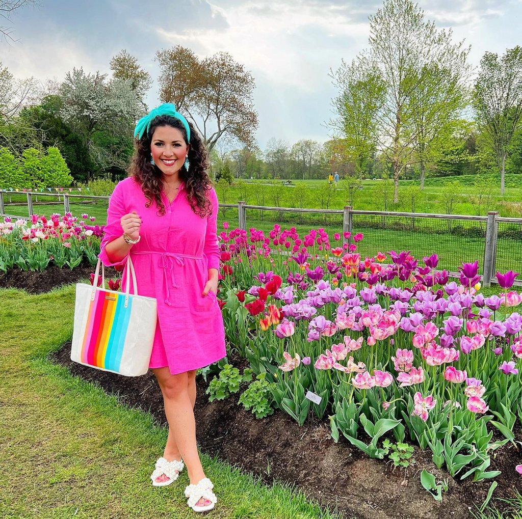 LAST CHANCE! Our Spring Inventory Sale ends TONIGHT at 11:59 pm PT! 🌷⁠
⁠
Shop hundreds of styles for up to 90% off from designers like <a href="/LillyPulitzer/">Lilly Pulitzer</a>, @BodenClothing, and @Scotch_Soda. ⁠🏷🛍⁠
⁠
🔗 in bio to purchase this stunning pink number for yourself 😍