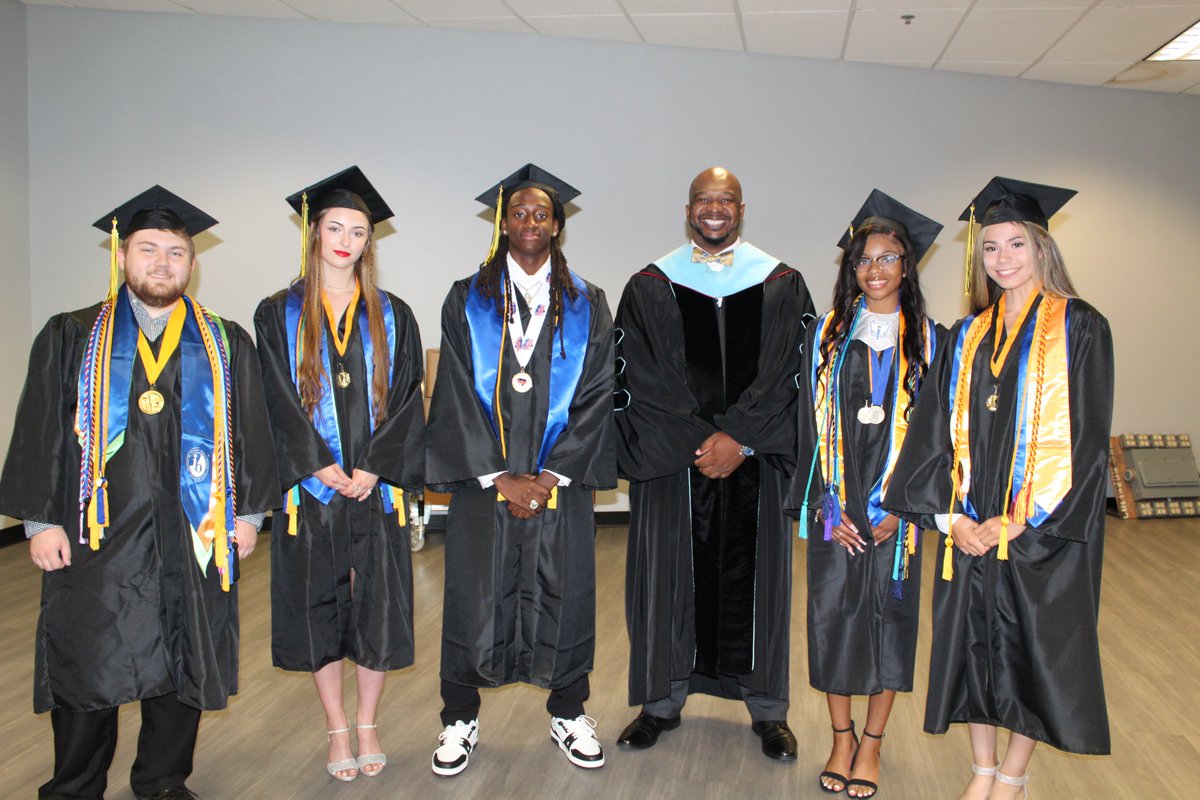 Lex-Rich 5 Schools tweet media