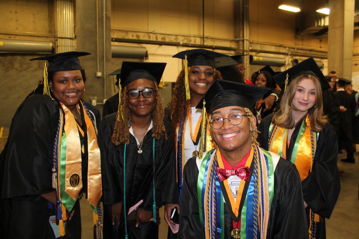 Lex-Rich 5 Schools tweet media