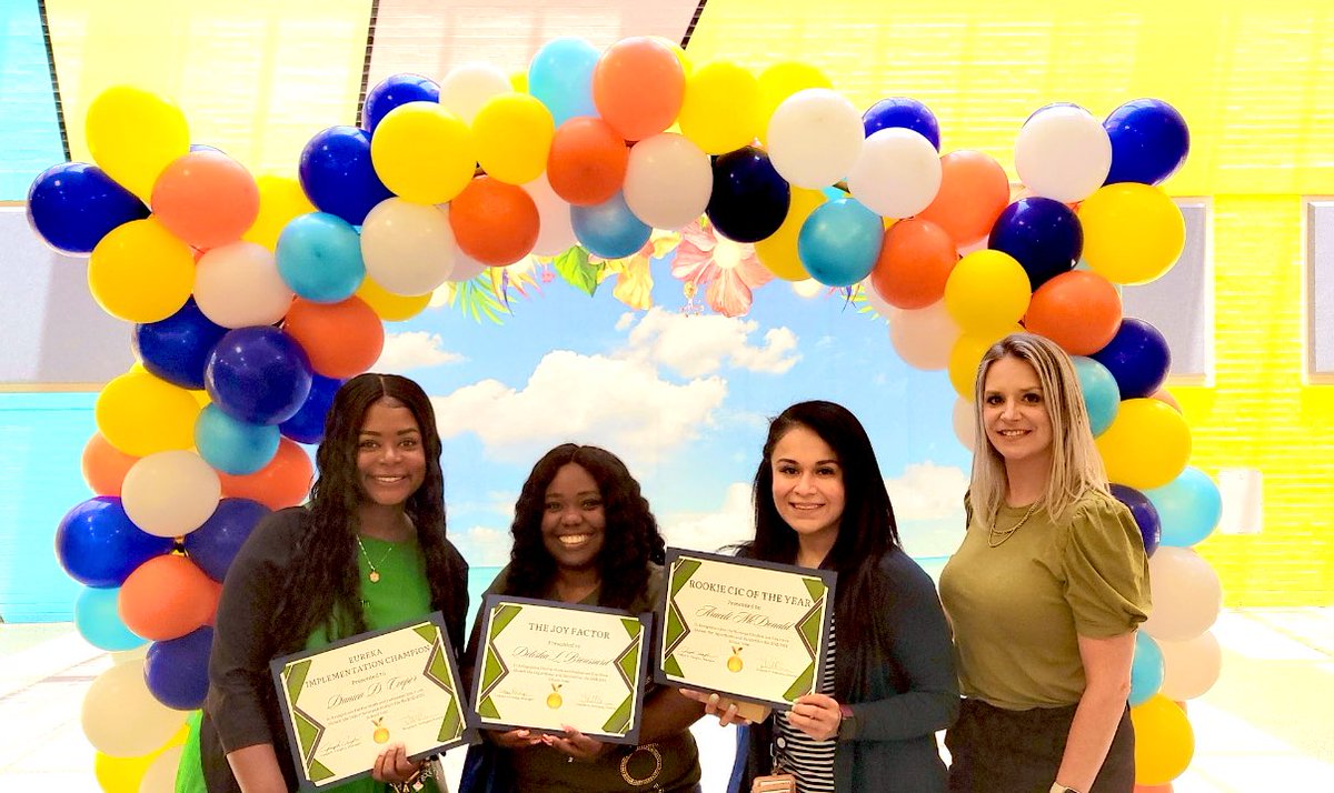 Iron sharpens Iron 
Teamwork is about making each other better 🥳

@TeamHISD <a href="/JoJo_10_17/">Joseph Vaughn</a> <a href="/DonelleWilliams/">Donelle Williams, Ed. D.</a> <a href="/CortneyHaislip/">Cortney Haislip</a> <a href="/_MsCooper_/">Danica Cooper</a> <a href="/DBWilliams2021/">Delisha Broussard Williams</a>