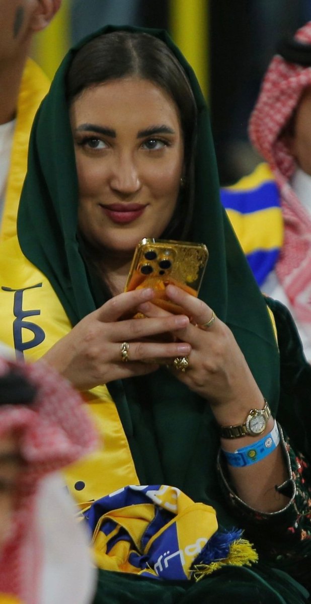 مبروك لأوفياء عشقنا النصر فقط💛💙
🔄إهداء تيشرت النصر 🥰
✅️ شكرا من القلب لأسود المدرجات 💪
<a href="/VictoryArena_sa/">الأول بارك | ALAWWAL PARK</a> 
<a href="/AlNassrFC/">نادي النصر السعودي</a> 
#النصر_الفتح