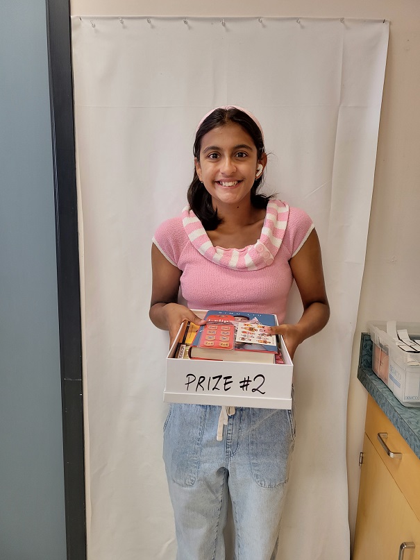Palmerlibrary38's tweet photo. Here are our two winners for the last book draw of the school year! They won a bunch of new books, bookmarks, stickers, cozy reading socks, and more. Keep your eye out for more chances to win fun prizes next year 😍📚
#libtech38 #sd38learn #rtla38 #rtla38 https://t.co/kYK2PCimYI